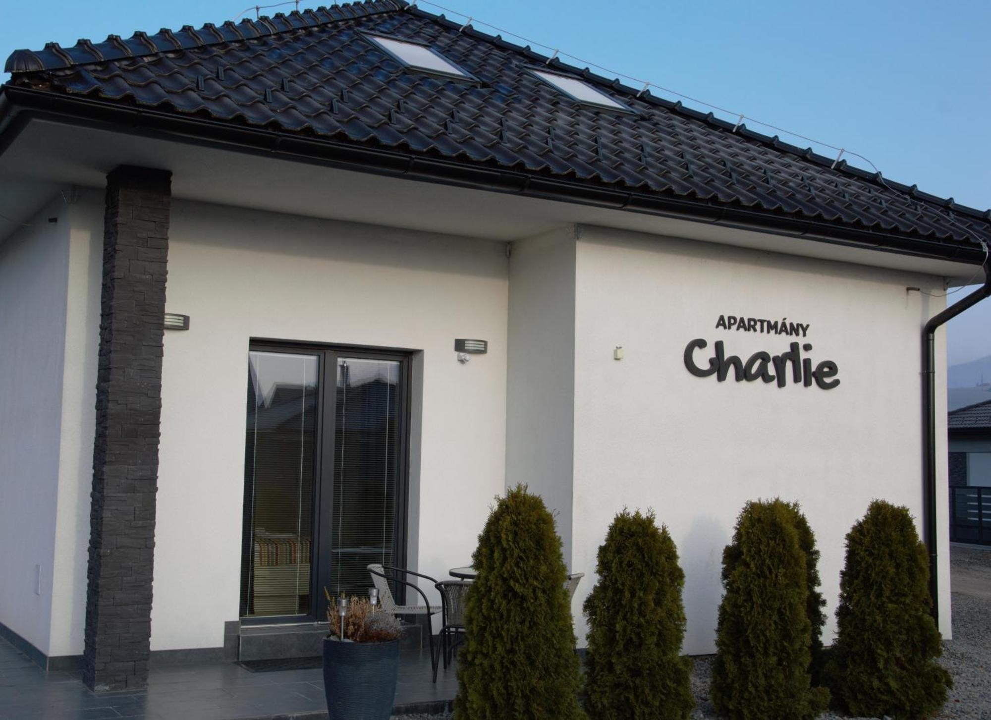 Apartmany Charlie Bešeňová Eksteriør billede