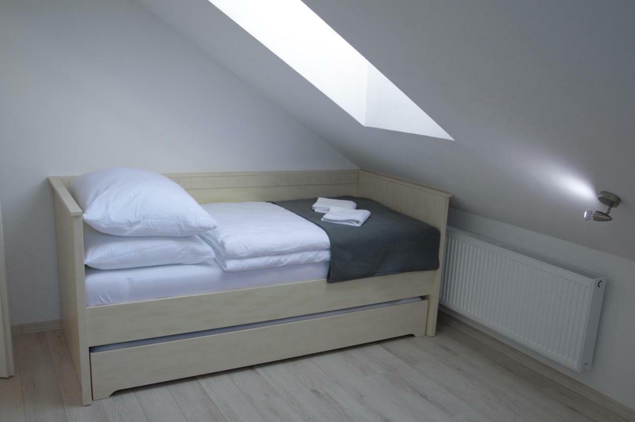 Apartmany Charlie Bešeňová Eksteriør billede